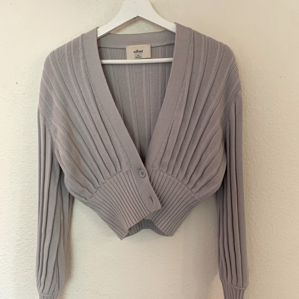 Aritzia Wilfred sweater (XS) Grey